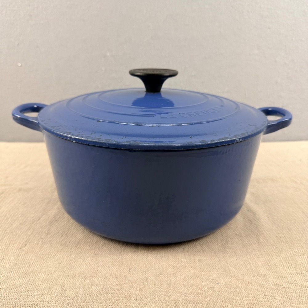 Le Creuset #24 Marseille Blue Round Dutch Oven 4.5 Qt Enameled Cast Iron France